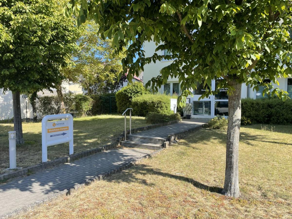 Apartment Jette Zempin Buitenkant foto